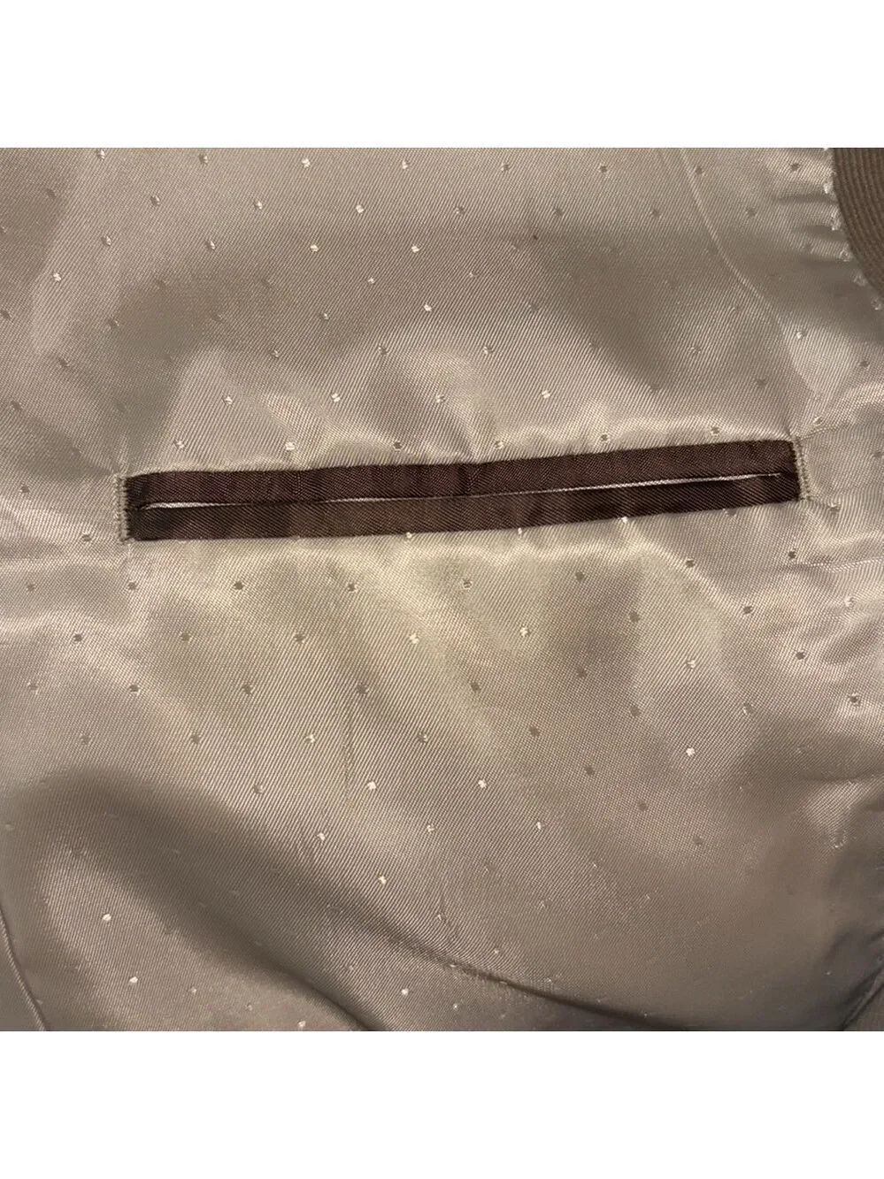 Tommy Hilfiger color taupe